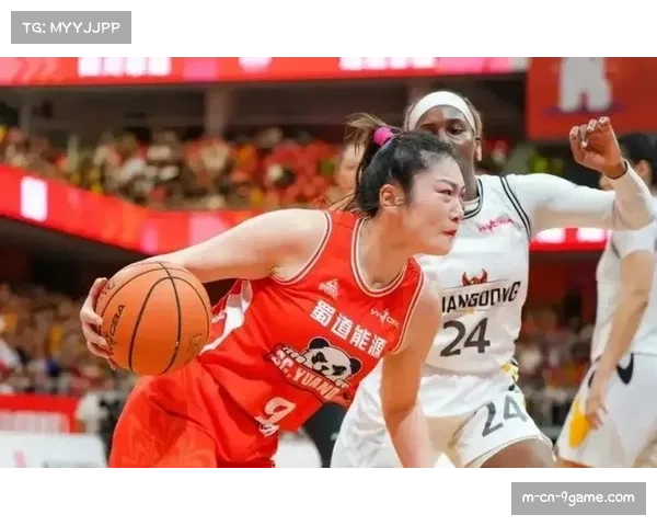 上海女篮助攻优势明显 团队配合弥补外线手感不佳